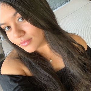 Meet your Posher, Andrea